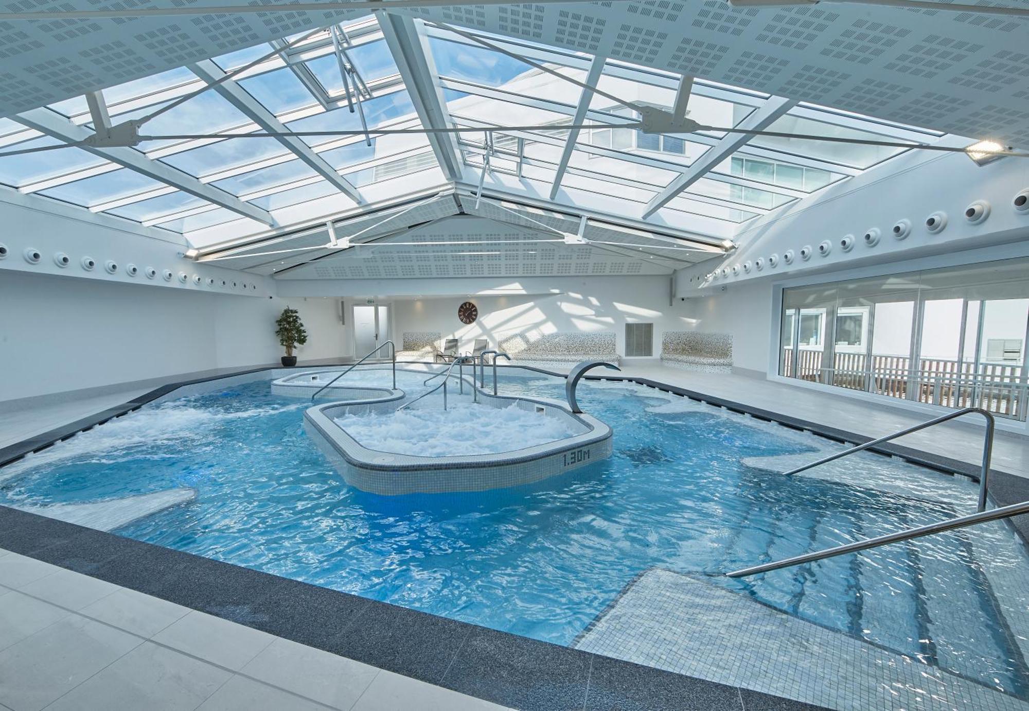 Miramar La Cigale Hotel Thalasso&Spa Arzon Esterno foto