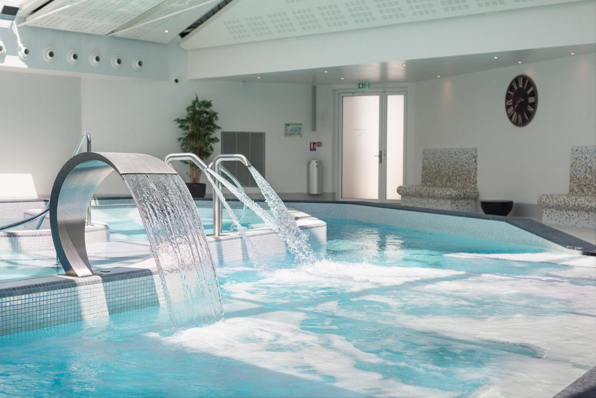 Miramar La Cigale Hotel Thalasso&Spa Arzon Esterno foto