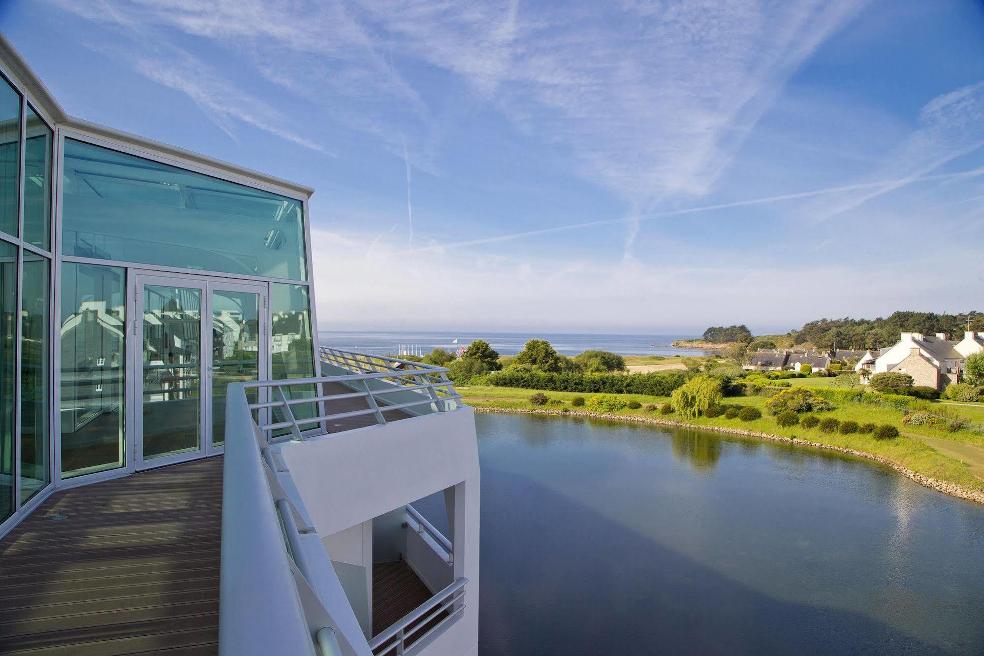 Miramar La Cigale Hotel Thalasso&Spa Arzon Esterno foto