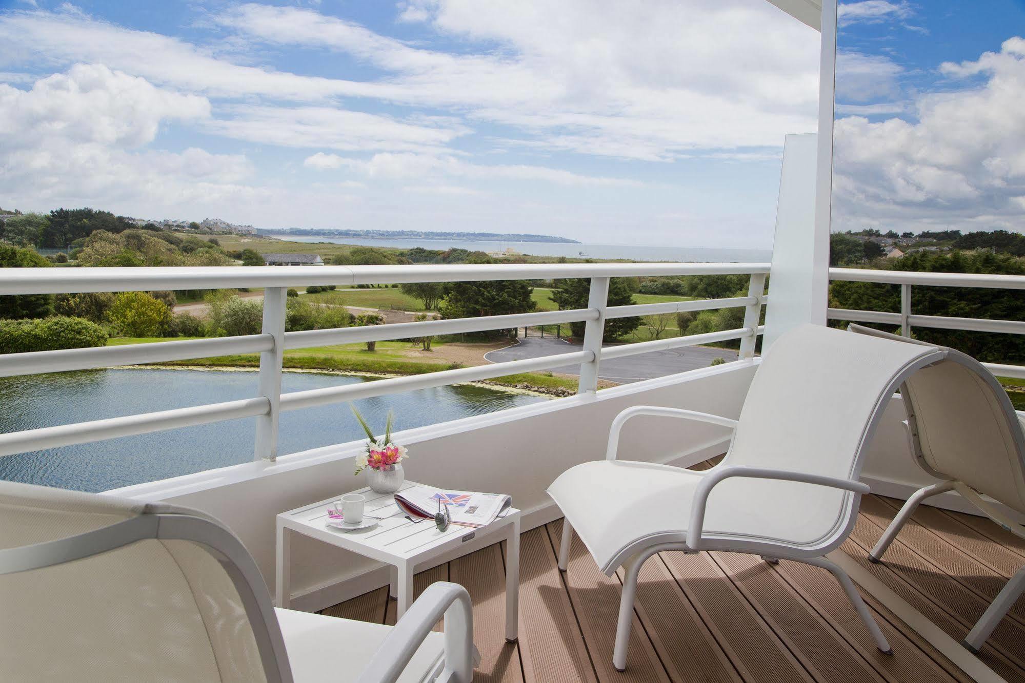 Miramar La Cigale Hotel Thalasso&Spa Arzon Esterno foto
